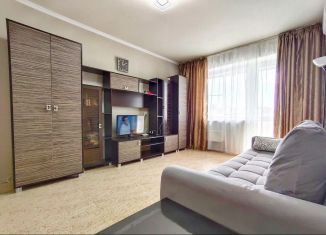 Сдается в аренду однокомнатная квартира, 37 м2, Новороссийск, Вербовая улица, 17