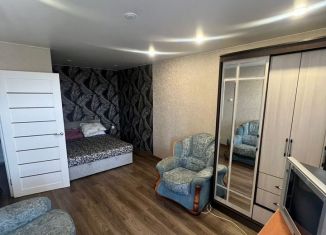 Сдаю в аренду однокомнатную квартиру, 38 м2, Великий Новгород, Большая Санкт-Петербургская улица, 118к2