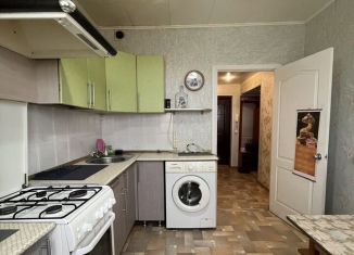 Сдам в аренду однокомнатную квартиру, 33 м2, Миасс, улица Академика Павлова, 33