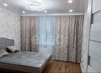 Сдача в аренду 3-ком. квартиры, 97 м2, Тюмень, улица Павла Шарова, 17, ЖК Пятый квартал