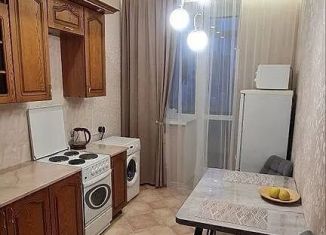 Сдам в аренду двухкомнатную квартиру, 53 м2, Белгород, улица Костюкова, 36А