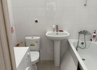 Сдаю 2-ком. квартиру, 60 м2, Москва, Люблинская улица, 113, район Люблино