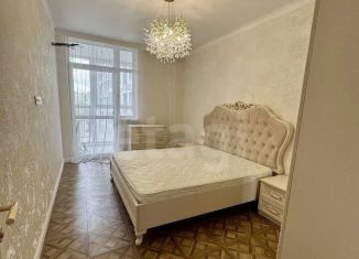 Сдаю 3-ком. квартиру, 90 м2, Ростов-на-Дону, Привокзальная улица, 3/1