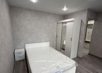 Сдаю 1-ком. квартиру, 35 м2, Москва, Болотниковская улица, 7А