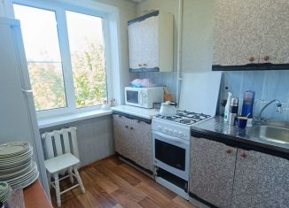 Сдаю 1-комнатную квартиру, 30 м2, Новомосковск, улица Есенина, 5А