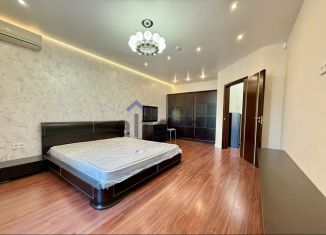 Сдам однокомнатную квартиру, 46 м2, Казань, улица Рауиса Гареева, 78А