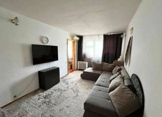 Сдается 1-ком. квартира, 61 м2, Краснодар, улица 70-летия Октября