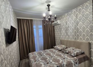 Сдается 3-ком. квартира, 80 м2, Ростов-на-Дону, улица Ларина, 45с1