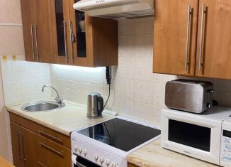 Сдается в аренду 1-комнатная квартира, 35 м2, Москва, Братиславская улица, 27к1