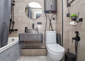 Сдаю в аренду 3-ком. квартиру, 60.5 м2, Новокузнецк, улица Новосёлов, 55