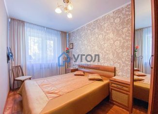 Сдается трехкомнатная квартира, 55 м2, Самарская область, проспект Кирова, 204