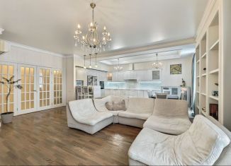 Сдам в аренду 3-ком. квартиру, 152 м2, Тюмень, улица 25 Октября, 34