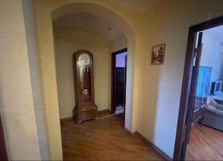 Сдаю трехкомнатную квартиру, 76 м2, Республика Башкортостан, улица Энгельса, 3