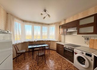 Сдам 2-комнатную квартиру, 60 м2, Москва, улица Марьинский Парк, 9к2, район Марьино