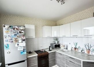 Сдается 1-комнатная квартира, 36 м2, Краснодар, улица Леонида Лаврова, 8к5