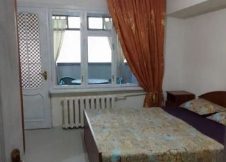 Сдаю в аренду комнату, 20 м2, Махачкала, проспект Расула Гамзатова, 18
