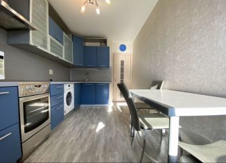 Сдаю в аренду 1-комнатную квартиру, 35.3 м2, Москва, улица Маршала Захарова, 7