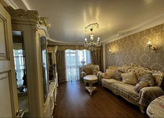 Сдается трехкомнатная квартира, 86 м2, Калининград, улица Согласия, 34