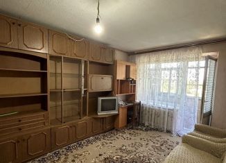 2-комнатная квартира в аренду, 45 м2, Таганрог, улица Менделеева, 14