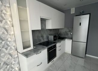 Однокомнатная квартира в аренду, 37 м2, Липецк, улица И.В. Свиридова, 10