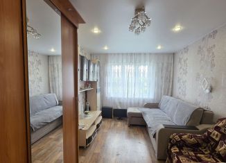 Сдаю в аренду 2-ком. квартиру, 64 м2, Чебоксары, улица Правая набережная Сугутки, 1