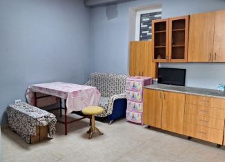 Сдам в аренду комнату, 80 м2, Ессентуки, Октябрьская улица, 229