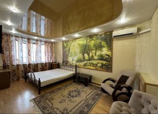 Аренда трехкомнатной квартиры, 72 м2, Белгород, улица Есенина, 52