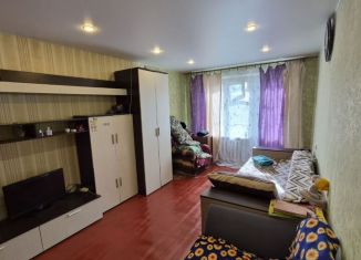 Сдам в аренду 1-ком. квартиру, 32 м2, Волхов, улица Дзержинского, 1