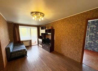 Сдача в аренду 2-ком. квартиры, 43 м2, Балаково, улица Шевченко, 81