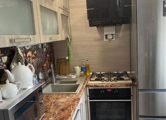 Сдаю 3-ком. квартиру, 59.2 м2, Бийск, переулок Владимира Мартьянова, 63/1