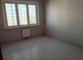 Сдаю в аренду 1-ком. квартиру, 35 м2, Ростов-на-Дону, улица Дмитрия Петрова, 13, ЖК Суворовский