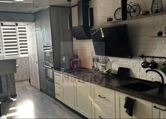 Сдам в аренду 2-комнатную квартиру, 82 м2, Республика Башкортостан, улица Юрия Гагарина, 12/1