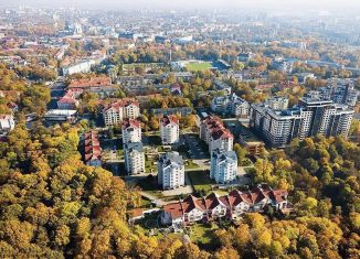 Сдаю в аренду четырехкомнатную квартиру, 198 м2, Калининград, улица Сержанта Колоскова, 6В