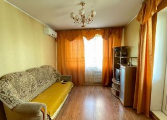 Сдача в аренду 2-ком. квартиры, 54 м2, Хабаровск, Волочаевская улица, 80