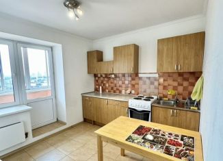 Сдаю в аренду однокомнатную квартиру, 42 м2, Московский, 3-й микрорайон, 1