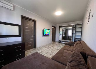 Сдача в аренду 1-комнатной квартиры, 34 м2, Челябинская область, улица Энтузиастов, 27