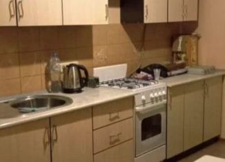 Сдам в аренду 3-комнатную квартиру, 85 м2, Саратов, улица имени С.Ф. Тархова, 20А