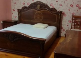 Сдаю в аренду дом, 100 м2, Дагестан, улица Ушакова, 10/8