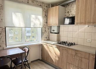 Сдается в аренду 2-комнатная квартира, 45 м2, Новомосковск, улица Куйбышева, 4