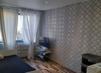 Продам комнату, 18 м2, Старый Оскол, микрорайон Приборостроитель, 21