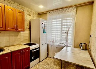 Сдается 1-комнатная квартира, 31 м2, Кемеровская область, улица Ефимова, 14