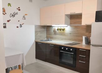 Сдам 2-комнатную квартиру, 38 м2, Люберцы, улица 8 Марта, 20к1