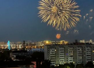 Сдаю однокомнатную квартиру, 60 м2, Тюмень, Флотская улица, 32к1