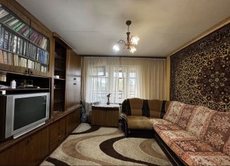 Сдача в аренду 2-ком. квартиры, 44 м2, Набережные Челны, 10-й комплекс, 42