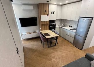 Сдается в аренду однокомнатная квартира, 46 м2, Челябинск, улица Энтузиастов, 30Б, Центральный район