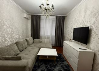 Сдается в аренду двухкомнатная квартира, 42.6 м2, Махачкала, улица Магомеда Ярагского, 77