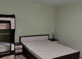 Аренда 1-комнатной квартиры, 30 м2, Крым, Училищная улица, 24