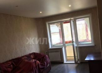 Сдаю 2-ком. квартиру, 43 м2, Новосибирск, улица Есенина, 59