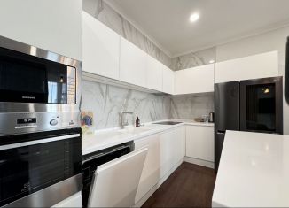 Сдается 4-ком. квартира, 112 м2, Казань, улица Чехова, 53