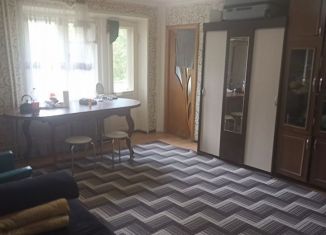 Трехкомнатная квартира в аренду, 50 м2, Москва, улица Коминтерна, 34А, метро Бабушкинская